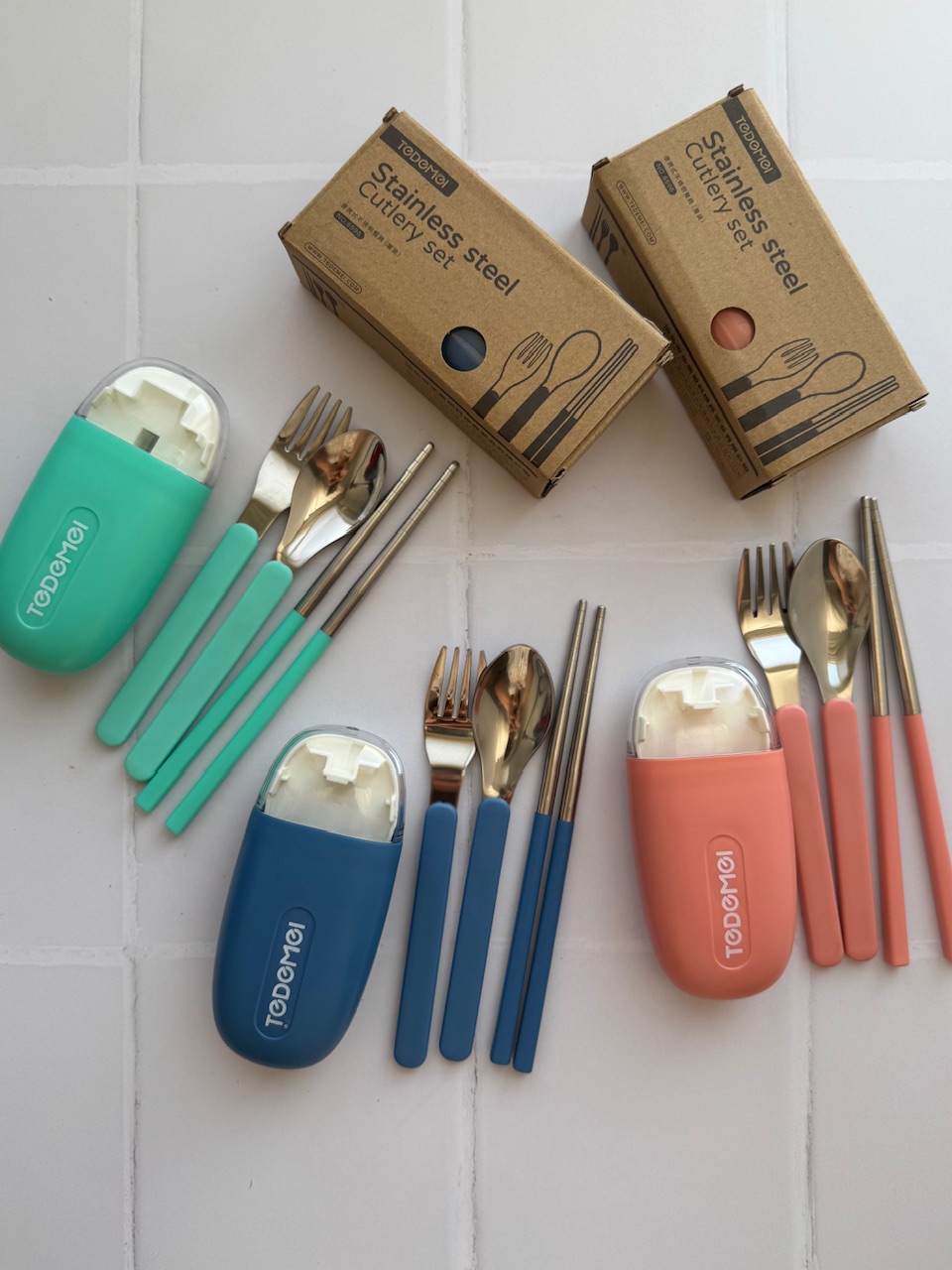 قاشق و چنگال و چاپ استیک کپسولی